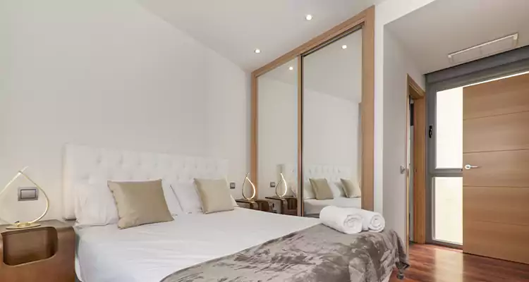 Sliding Wardrobe Door Mirror Replacement in Naples, FL